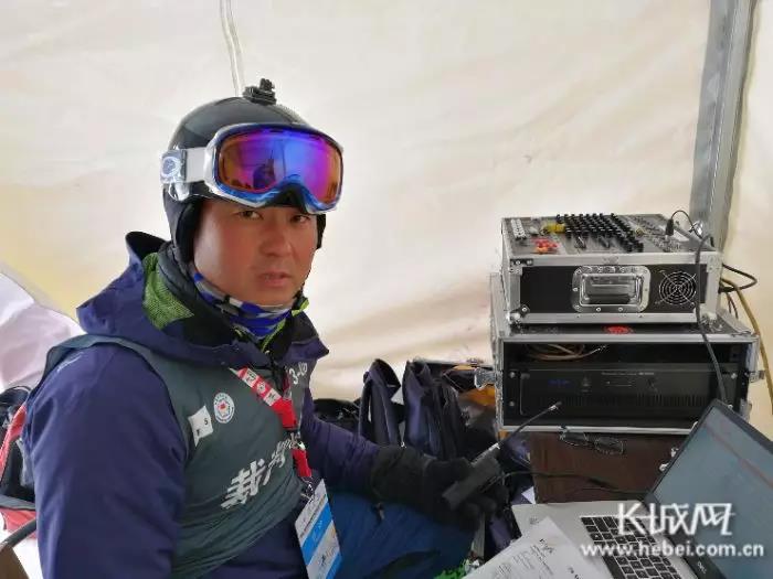 �����ڱ�ѩ֮�ǡ���գ����ڰ�ȫ��ѩ����·��